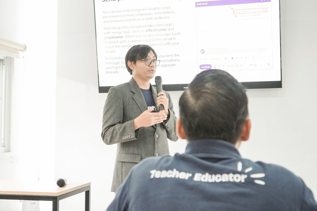 Google Experience Day bersama PGSD BINUS University