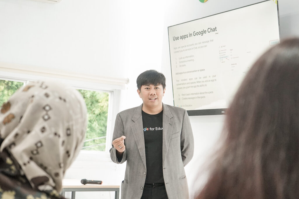 Google Experience Day bersama PGSD BINUS University