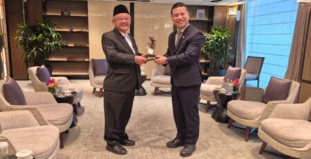 berpikir kritis