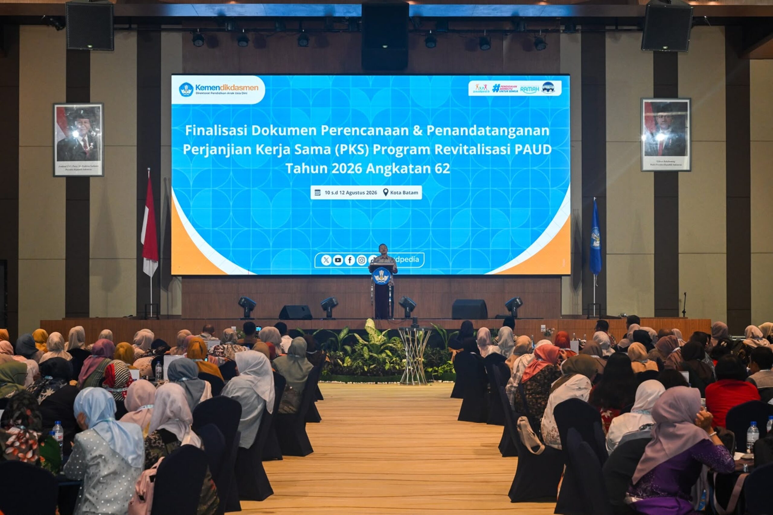 fondasi pendidikan